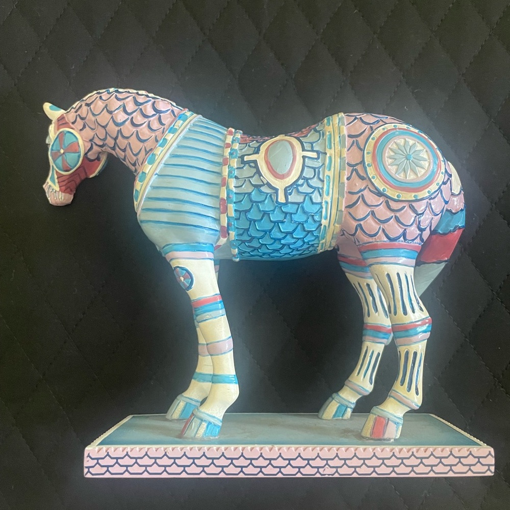 Trail of painted ponies figurine